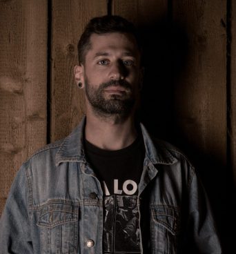 Clemens - Drums und Background Vocals